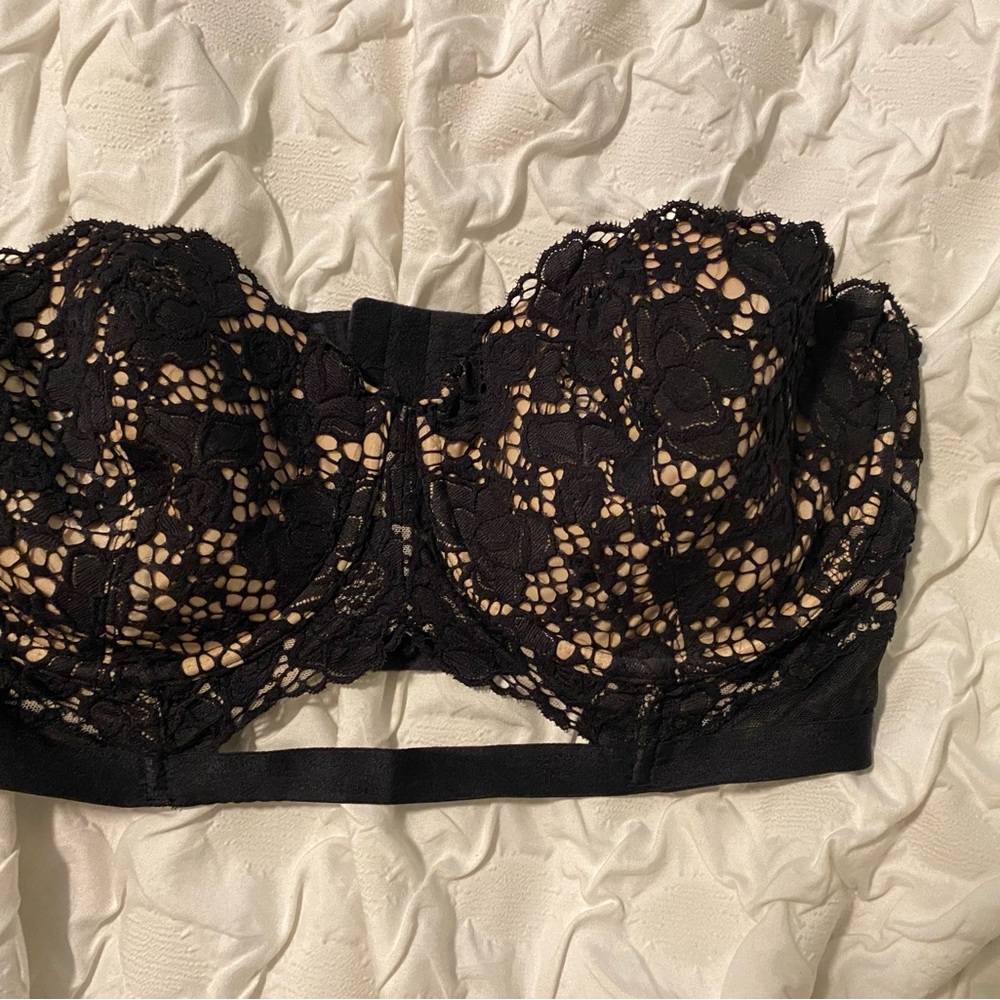 Victoria's Secret Black Strapless Bra with Gold Lace